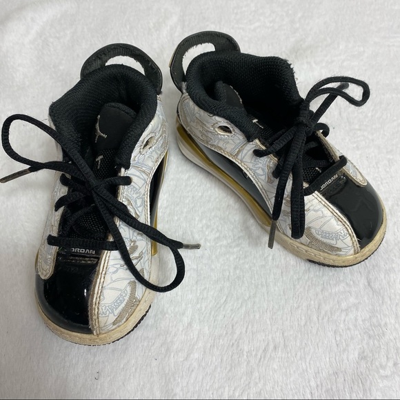 Jordan Other - Jordan Dub Zero White Black Gold  Toddler 6C